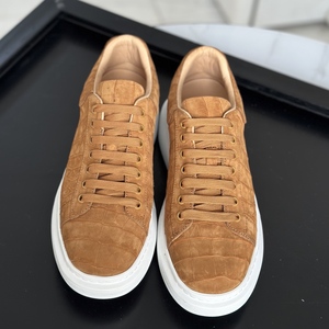 Zapatos Casuales para Hombre - Zapatillas Ligeras con Suela Gruesa y Plantilla de Cuero Genuino, Calzado Casual 100% Piel de Cocodrilo - Product Image 1