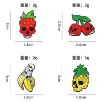 Nouvelle broche fruitée transfrontalière : fraise, ananas, dessin animé original, décoration de livre, accessoire vestimentaire en alliage de zinc