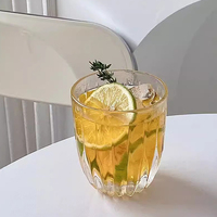 Vente en gros de verres à whisky à l'ancienne de style américain Bar Tasse en verre Highball nervuré en verre à motif de diamant