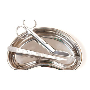 Kit de chirurgie mineure de base écologique 13 pièces - Instruments chirurgicaux manuels en acier inoxydable durable, plateau réniforme, kit de pansement - Product Image 6