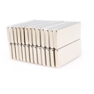 Aangepaste Kleur Duurzame Grote Voorraad Magnetische Basis Dunne Rechthoekige Neodymium Magneten - Product Image 2