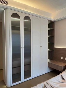 Bande de garniture intérieure en alliage d'aluminium argenté, robuste et cintrée, pour l'angle décoratif de la garde-robe - Product Image 4