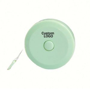 Cinta Métrica de Bolsillo de Doble Cara de 60 Pulgadas (1.5 Metros) con Impresión Digital, de Plástico, Promocional, para Sastre, con Botón de Presión, Suave - Product Image 2