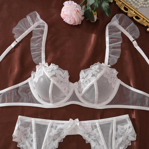 Ensemble de Lingerie de Mariée de Luxe en Dentelle Blanche, Transparente et Sexy, avec Volants et Nœuds en Tulle, 4 Pièces : Soutien-gorge à Armatures, String, <span class=keywords><strong>Porte</strong></span>-jarretelles et Bretelles de Jarretelles - Product Image 5