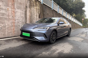 Voitures d'occasion BYD Seal DM 2023 DM-i 1.5T 121KM Modèle phare <span class=keywords><strong>Hybride</strong></span> rechargeable Voitures d'occasion <span class=keywords><strong>pas</strong></span> chères à vendre Voitures d'occasion <span class=keywords><strong>pas</strong></span> chères en provenance de Chine - Product Image 2