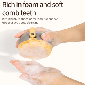 CE Belgeli Evcil Hayvan Bakım Banyo Fırçası, Sabun Şampuan Dağıtıcılı, Köpekler ve Kediler için Kauçuk Yumuşak Kıllı Masaj, Stokta - Product Image 3