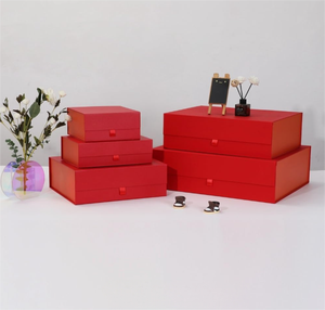 キャンドルやギフト包装用の大型高級長方形折りたたみ式ギフトボックス、赤色のマグネット開閉式蓋、丈夫な厚紙製 - Product Image 5