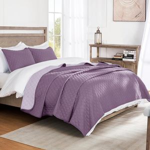 Luxury Hotel Supplies <strong>Design</strong> Comforter Bedding <strong>Set</strong> 3cm Stripe Satin White <strong>Bedsheet</strong> Customized Bedspread - Product Image 2