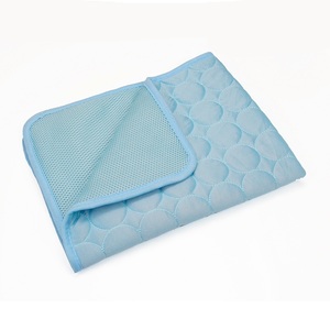 Factory Waterproof Summer Large <strong>Dog</strong> Cooling Mat Non Toxic Breathable Washable Soft Pet Cooling Pad Ice Mesh Rectangle Blue - Product Image 4