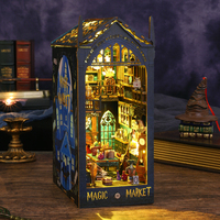 Kit de bricolage pour maison miniature en gros Magic Market Book Nook, maison miniature DIY avec éclairage LED pour serre-livres