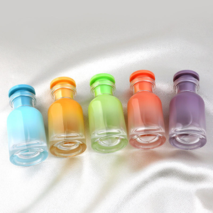 Candy Colored Glass <b>Perfume</b> Bottle Portable Spray <b>Perfume</b> Dispenser 30ml - Product Image 4