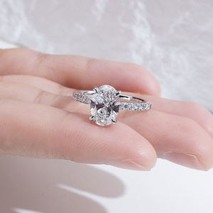 Anillo de Lujo para Mujer con Diamante Ovalado Cultivado en Laboratorio, Oro Sólido de 18K, Certificado IGI, Modelo MSR-2050 - Product Image 5
