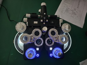 Equipo Oftalmológico Profesional, Foróptero Manual LED, Probador de Visión para Clínica Óptica - Product Image 4