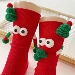 Nouveauté Noël 2024 Chaussettes 3D Stéréoscopiques à Motifs Visuels 100% Coton Rouge Vert Cadeau pour Couples Mignonnes à Empiler Mi-mollet Hiver - Product Image 4