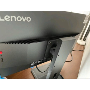 Value Professional Monitor ThinkVision 23,8 Monitor de 100 pulgadas Full HD IPS Monitor con frecuencia de actualización de Hz - Product Image 5