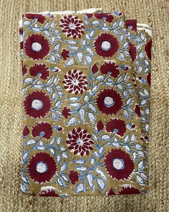 Tela de Algodón Suave con Diseño Floral Estampado a Mano en India, Ropa de Verano, Estilo Africano, Artesanía para Confección de Vestidos, Bolsos y Cortinas - Product Image 1