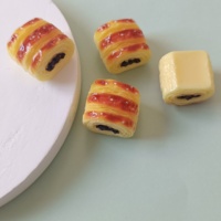100 pièces Mini pain Pizza Toast Dessert modèle mignon Mini gâteau maison de poupée ornement fée jardin Miniatures