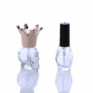 Flacon de vernis à ongles, accessoire pour manucure, crâne de cristal clair, squelette, en titanium, charbon noir, avec brosse (NG17), 8ml - Product Image 3