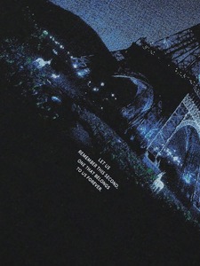 เสื้อยืดกราฟิกหอไอเฟลสีดำสไตล์เรโทร ปรับแต่งได้ เหมาะสำหรับทั้งชายและหญิง.F10 - Product Image 3