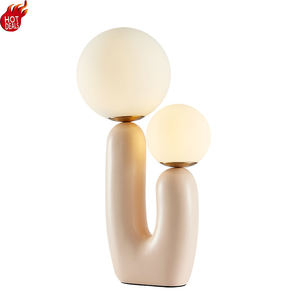 Nouveauté Lampe de table d'intérieur décorative personnalisée en résine rose avec interrupteur pour salle de lecture - Product Image 2