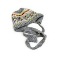 Bonnets avec logo personnalisé, gris, en tricot Fair Isle, avec attaches, motif vintage, doux, chauds, pour l'hiver, bonnets d'extérieur