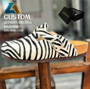 Zebra รองเท้าแตะขนเทียมพิมพ์ลายพร้อมหัวเข็มขัดโลหะแบบสลิปบนรองเท้าแตะสวมใส่สบายและอินเทรนด์รองเท้าแตะโลโก้ออกแบบได้ตามต้องการ - Product Image 1