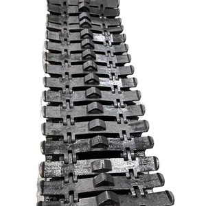 Chaînes à neige pour pneus de camions-bennes 1200-20 1100-20 en acier trempé, largeur de bande de roulement, amélioration de la performance - Product Image 4