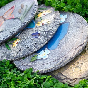 레진 빌라 잔디 발판 스텝 스톤 형광 정원 마당 장식품 나비 및 고양이 패턴 포함 - Product Image 4