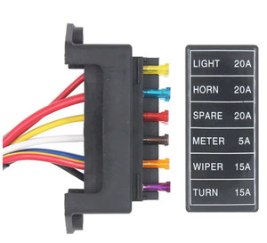 Scatola Portafusibili a 6 Vie con 2 Ingressi e 6 Uscite con Cavi e Fusibili a Lama Standard 5A 10A 15A 20A per Auto, Bus, Camper, Camion, Imbarcazioni - Product Image 3