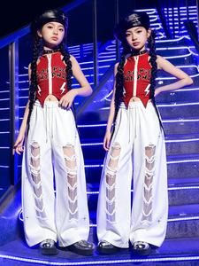 ใหม่ชุดเสื้อแขนกุดสีแดงและกางเกงขาด 2 ชิ้น, ชุดเต้นรำแจ๊สฮิปฮอปสำหรับเด็กผู้หญิงสำหรับเวทีรันเวย์ - Product Image 1