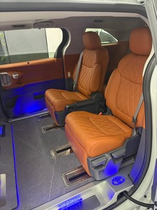 Accessoires intérieurs de voiture Housses de siège de voiture en cuir Anti-rayures Durables Ensemble complet de housses de siège de voiture pour Toyota Sienna Alpha - Product Image 3