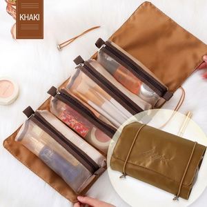Bolsa Organizadora de Maquillaje y Cosméticos de Viaje Enrollable Personalizada Rosa Oxford con Cepillo Integrado - Product Image 4