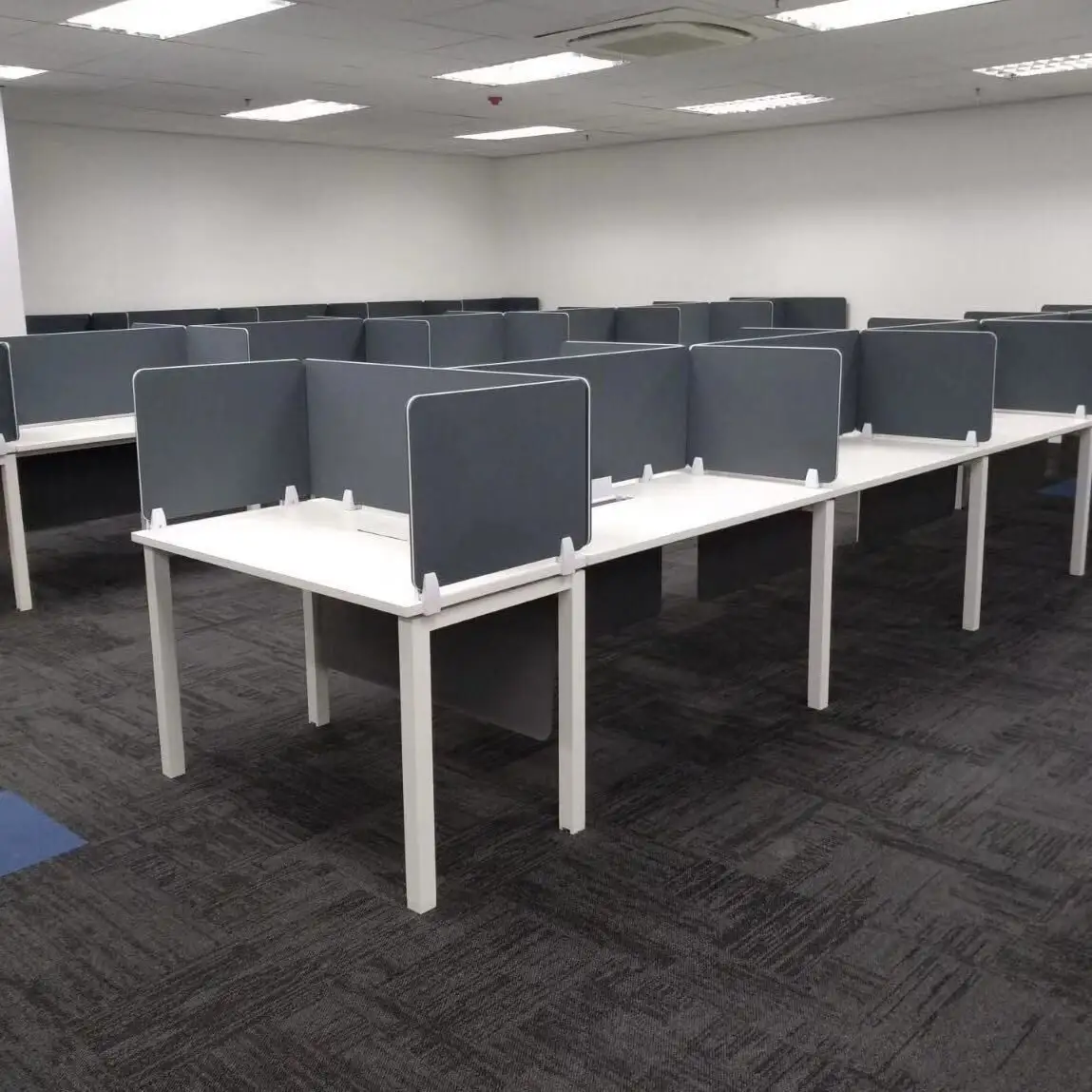 Moderne Schreibtisch Büro teiler Call Center Kabinen 8 Personen Büroarbeit platz Design