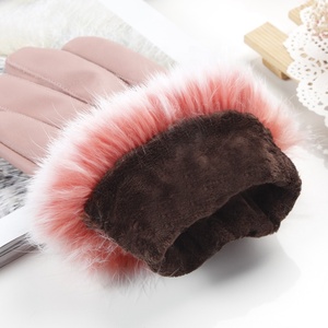 Guantes de cuero PU con puños de piel de conejo rosa y negro cálido con pantalla táctil para mujer - Product Image 4