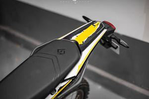 Vélo de montagne électrique <span class=keywords><strong>pas</strong></span> <span class=keywords><strong>cher</strong></span> Suron 74V 12500W 55ah 2024, moteur central, Suron Ultra Bee, motos tout-terrain - Product Image 4