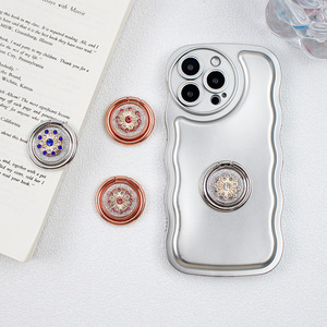 Nuovo Design di lusso porta anello per telefono impugnatura per dito supporto per rotazione 360 supporto per anello in metallo per cellulare presa per cavalletto con diamante