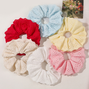 Gomas para el <span class=keywords><strong>pelo</strong></span> grandes perezosos de encaje de gran tamaño francés, Gomas para el <span class=keywords><strong>pelo</strong></span> de encaje de <span class=keywords><strong>Ballet</strong></span> ahuecadas de Color sólido, banda para el <span class=keywords><strong>pelo</strong></span> de flores de doble capa dulce - Product Image 1