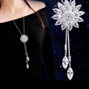 Sweater Chain Letter V Shape Titanium Steel Adjustable Necklace Fashion Accessory - Product Image 4