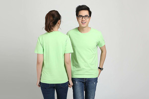 Nouveau design de chemise bon marché de haute qualité pour hommes, couleur unie, logo personnalisé, t-shirts en coton et polyester pour hommes - Product Image 2
