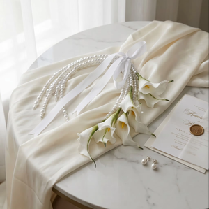 Ramo de Novia Artesanal de Lujo, Hecho a Mano, con Flores Artificiales de Tacto Real, Estilo Cascada, Decoración para Bodas y Fiestas, Estilo Old Money 2026 - Product Image 3