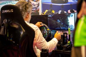 CAMMUS 15nm Direct Servo Moteur Base Simulateur De Voiture Pédales De Roue De Course Ensemble <span class=keywords><strong>PC</strong></span> <span class=keywords><strong>Volant</strong></span> <span class=keywords><strong>pour</strong></span> <span class=keywords><strong>F1</strong></span> 2025 <span class=keywords><strong>Volant</strong></span> - Product Image 4