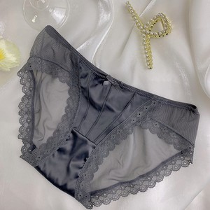 Culottes féminines sexy et séduisantes en dentelle fine à taille basse, slips semi-transparents moulants, doux et sensuels. - Product Image 2