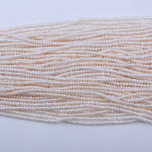 ไข่มุกน้ำจืดธรรมชาติขนาด 4-4.5 มม. ขายส่ง แสงเงาสวยงาม รูปทรงแบน สำหรับทำสร้อยคอ DIY  มีสีขาวให้เลือก - Product Image 5