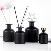 Vente en gros clair 50ml - 200ml bouteilles de parfum de maison aromatique décoratif en vrac bouteille de diffuseur de roseau vide avec usine de liège