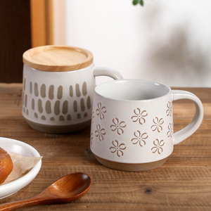 Grande tasse en céramique de porcelaine à motif de dessin animé, grande capacité, sans danger pour les aliments, réutilisable, cadeau d'affaires, pour la maison, le bureau, le petit-déjeuner, passe au lave-vaisselle et au micro-ondes - Product Image 6
