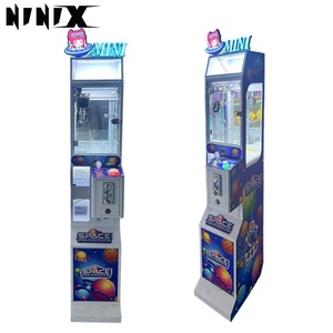 Máquina de grúa de doble piso Mega operada con monedas japonesas, juego de arcade para parque de atracciones, equipo expendedor de mini garras - Product Image 3