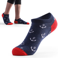 Beaucoup de chaussettes en tricot de couleur Chaussettes basses pour hommes
