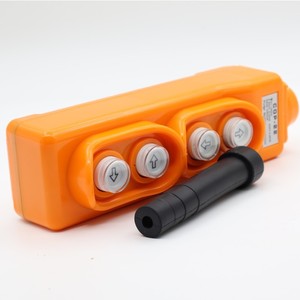 Interrupteur à bouton-poussoir Cob-21 24 V 1 A pour commande de palan électrique - Product Image 2