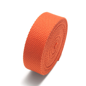 Venta al por mayor nuevo OEM alta tenacidad Pantone Color 50 yardas 2mm correa de algodón elástico pesado para cinturón de Yoga - Product Image 3