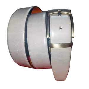 Ceinture en cuir blanc tendance pour hommes, élégante, confortable et polyvalente pour les affaires, les tenues décontractées et formelles - Product Image 1